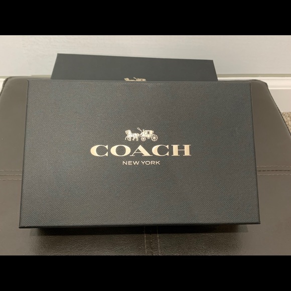 NWT Coach Wristlet & Charms Set - Picture 4 of 5